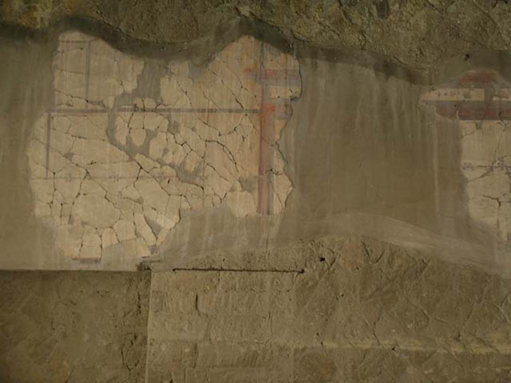 IV, 14, Herculaneum, May 2006. Remaining painted decoration on east wall at north end. Photo courtesy of Nicolas Monteix.